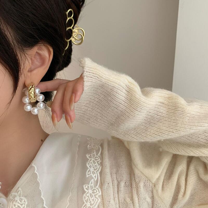 Anting Mutiara Bulat Vintage Anting Pejantan Wanita fashion Korea Berbentuk C