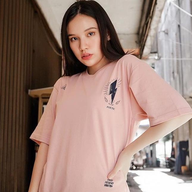 PALING DICARI Poeticluzien Dusty Pink T-Shirt Universe