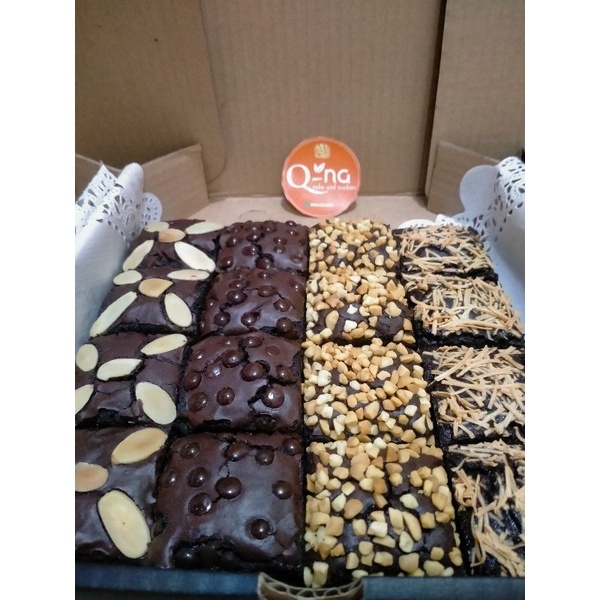 

Fudgy brownies panggang isi 16 20cm