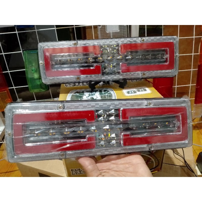 LAMPU STOP STOPLAMP LED VARIASI RUNING L300 GRAND MAX GRANDMAX CARRY FUTURA KATANA PANTHER KIJANG DL