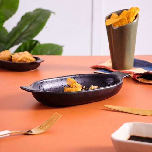 BREWSUNIQ - Sango Black Small Oval Eared Dish | Piring Saji Keramik Oven Cafe Restoran Hotel