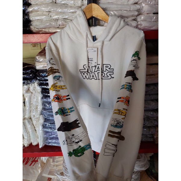 Hoodie HM Star Wars Font Putih Hoodie Star Wars Beby Yoda Hoodie Star Wars Madalorian hoodie pria