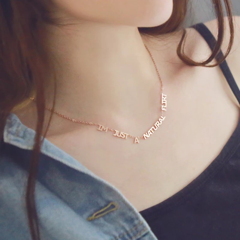 Kalung Rantai Rose Gold 18k Bahan Titanium Steel Untuk Wanita