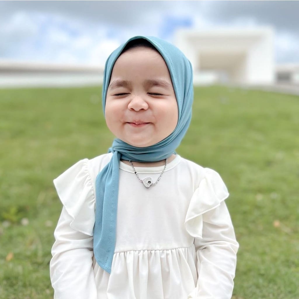 Yumna hijab anak instan segi tiga jersey usia 1-5 tahun premium
