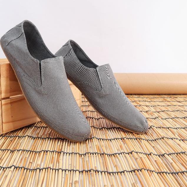 ⅍ Niel Sepatu Slip On Santai Casual Pria Geraldton ♠
