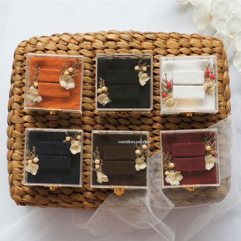 Ring Box Dua Cincin Nikah Mahar Bahan Akrilik