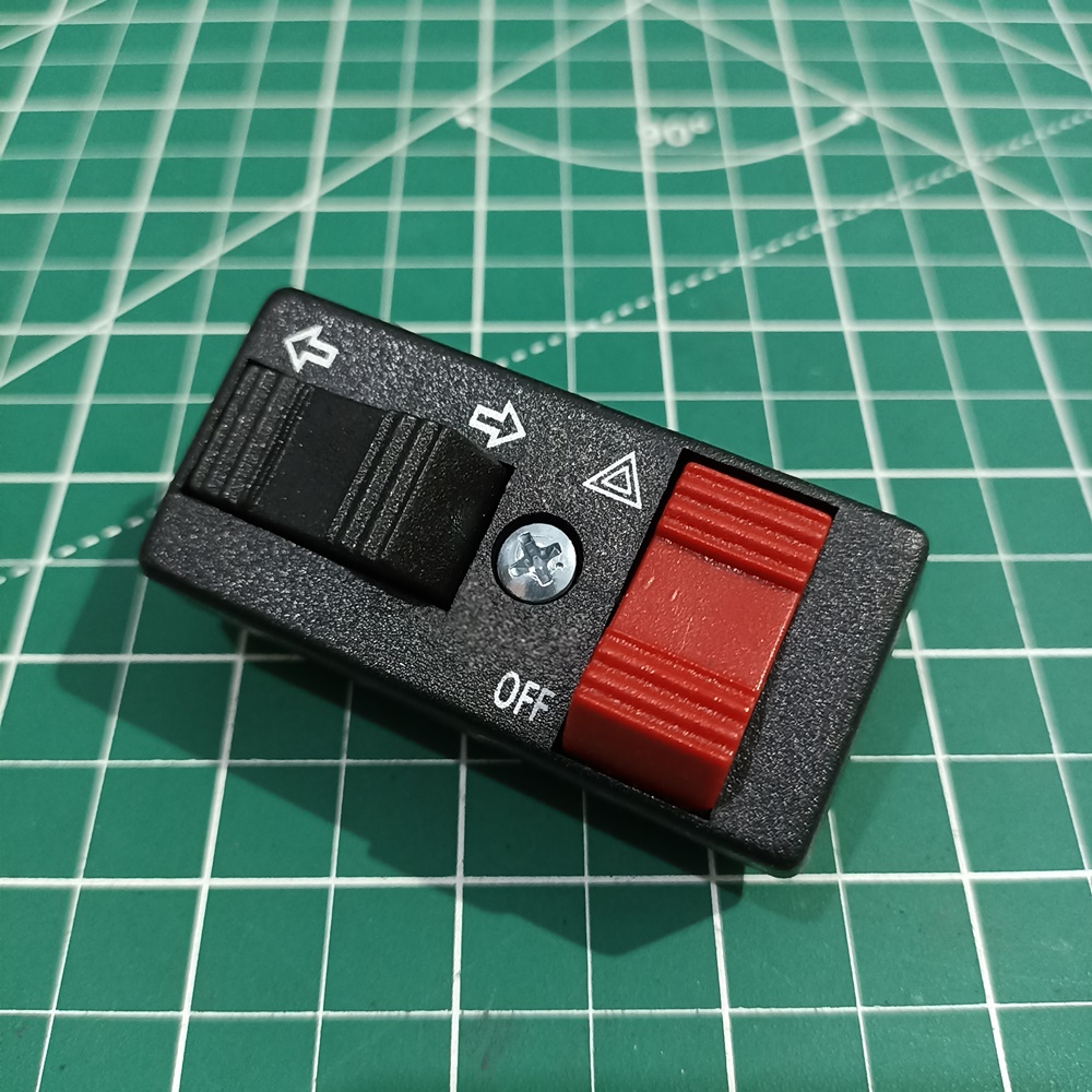 Saklar Sen Vespa Nyala 4 Hazard Vespa Excel PX Exclusive