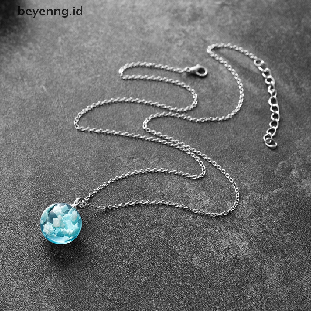 Beyen Kalung Liontin Bulan Bola Resin Langit Biru Awan Putih Rantai Necklace Jewelry ID