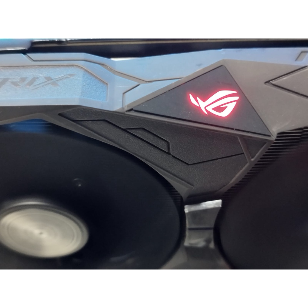 ASUS STRIX RX 580 8GB 256BIT  LIKE NEW