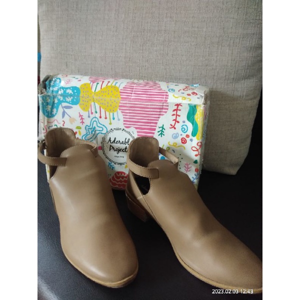 Preloved sepatu wanita booth Adorable Projects Size 39