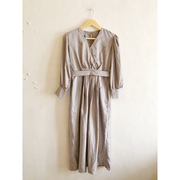 Preloved Dress satin bridesmaid abu abu | Baju kondangan | Gaun pesta