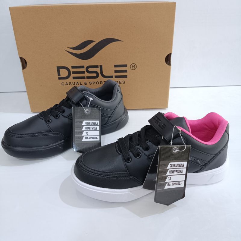 0Sepatu Sekolah Anak Merk Desle tipe Calvin Luther Jr size 32-37 | Desle Calvin Luther Jr | Sepatu Olahraga Anak Desle