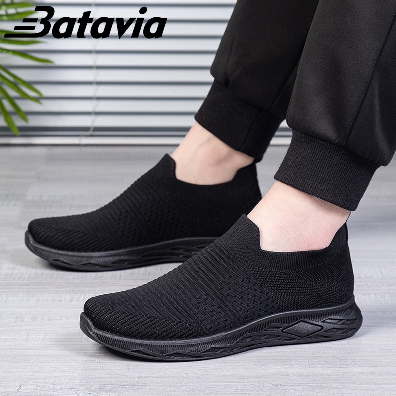 （COD）Batavia 2023 Sepatu Pria Ringan Hitam Slip-On Pria Sepatu Senior Sepatu Kasual Sepatu Kets Flyknit Bernapas Sol Lembut Sepatu men  Sneakers B33 B34