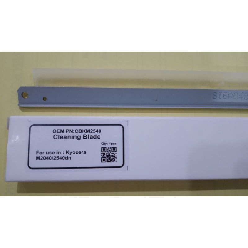 CLEANING BLADE KYOCERA M2040/2540