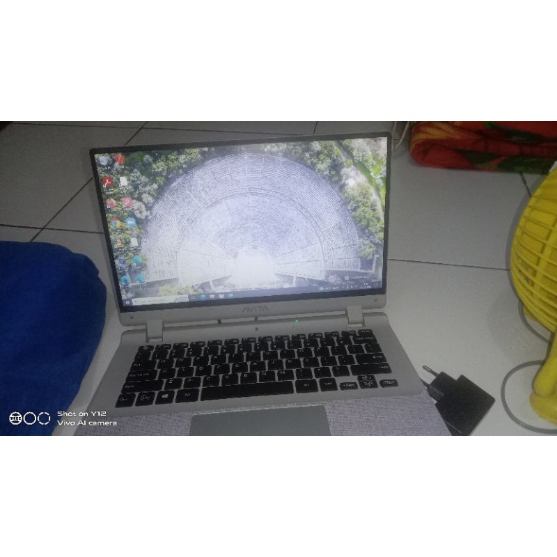 LAPTOP AVITA