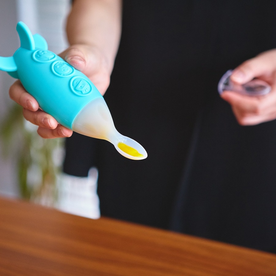 Marcus Marcus Feeding Spoon Dispenser Botol Sendok MPASI Silicone Rocket