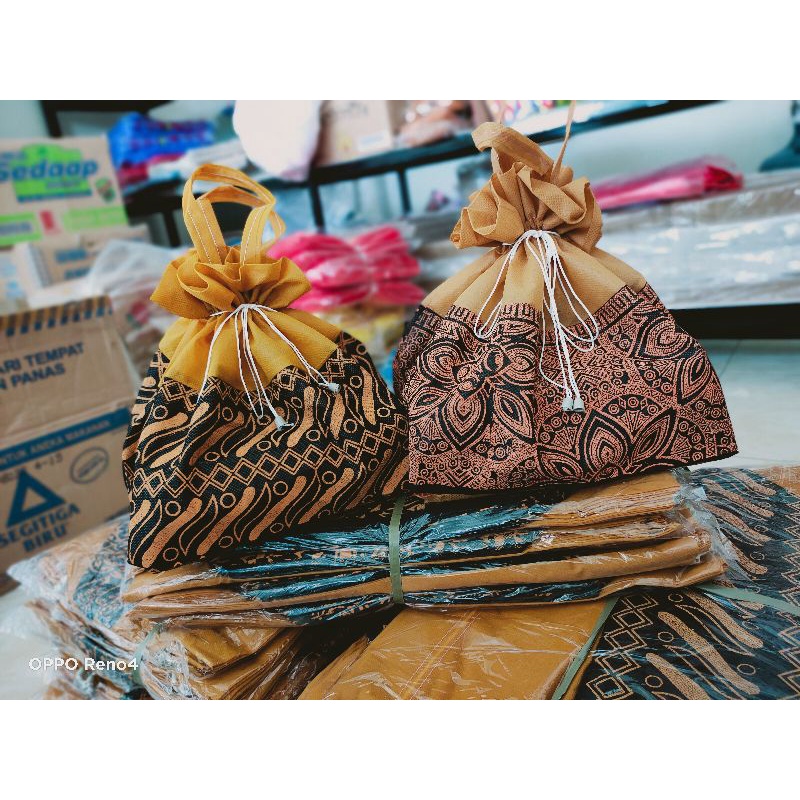 Tas serut batik ukuran 22/tas serut slametan