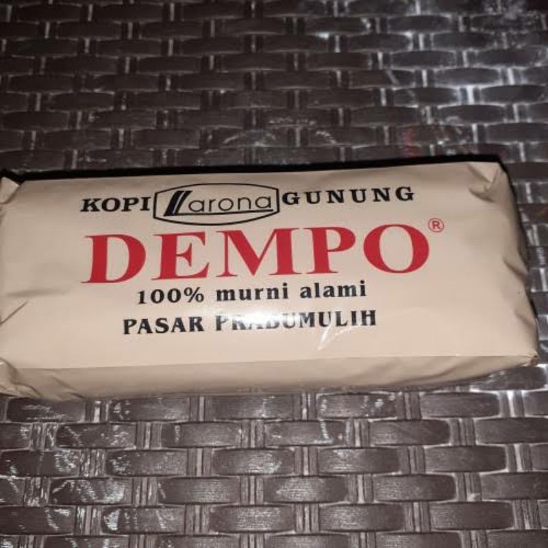 

Kopi Dempo Khas Prabumulih Kopi Robusta Dijamin Wangi 250gr