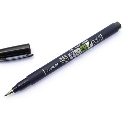 

Sedang Ramai Tombow Fudenosuke Brush Pen, Hard Tip, warna Hitam