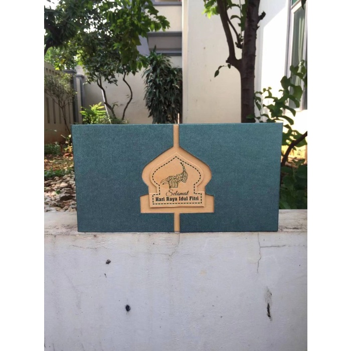 

BOX PREMIUM HAMPERS IDUL FITRI magnet tengah 2 toples bulat