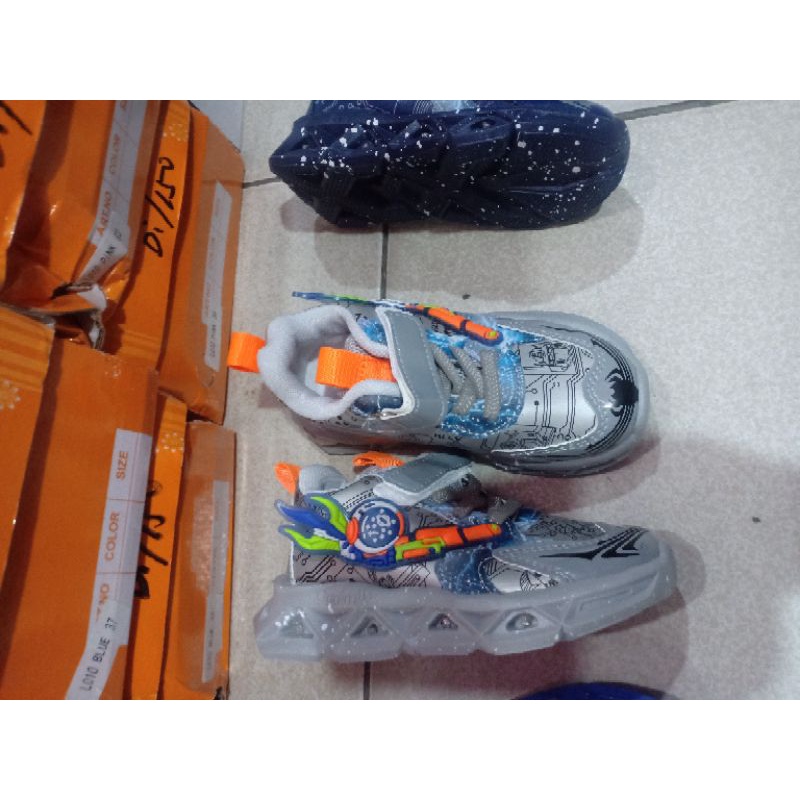 sepatu anak cowok import premium LED sport fhasion terbaru termurah