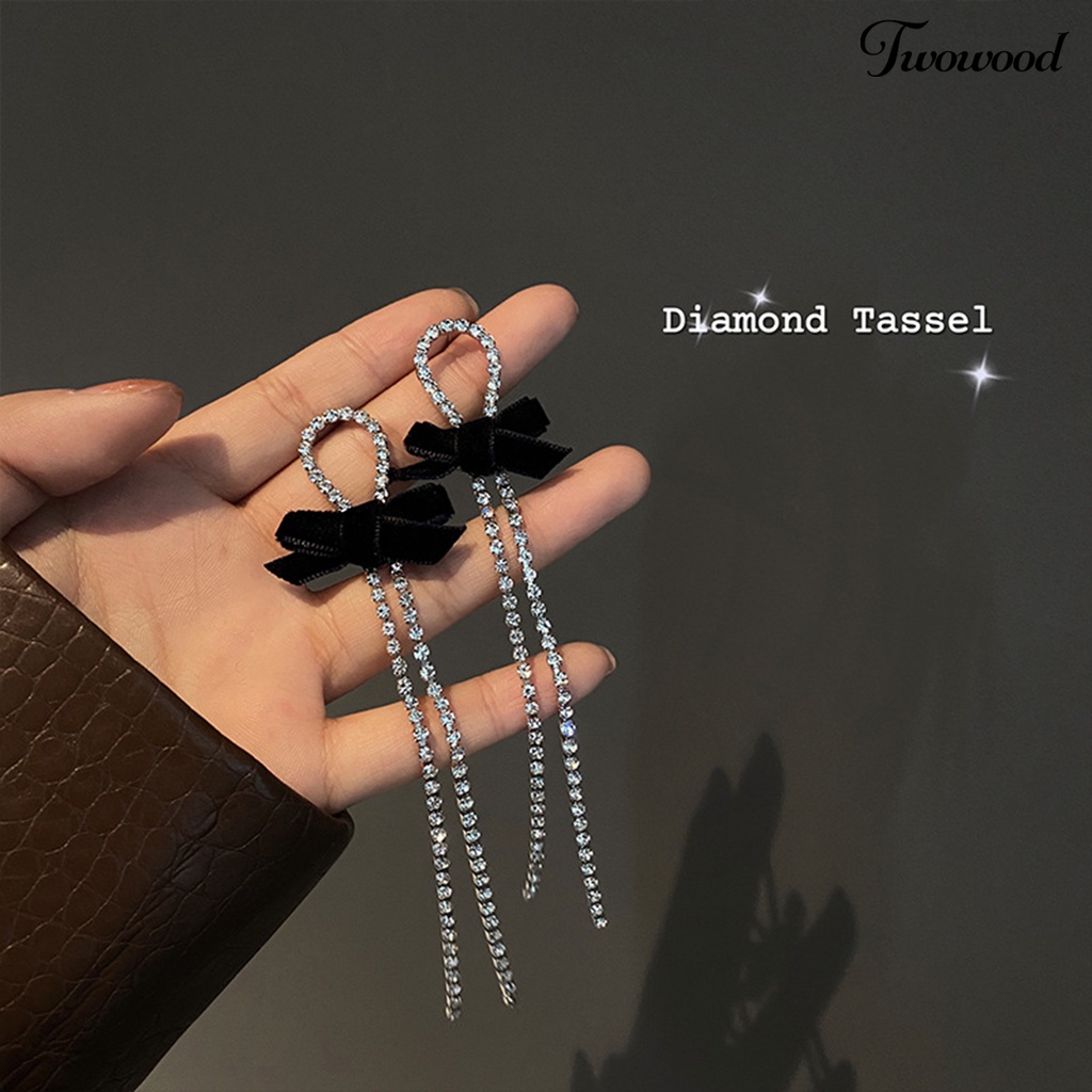 Twowood 1pasang Anting Wanita Berkilau Semua Pertandingan Shiny Efek Visual Desain Rumbai Panjang Anti-Oksidasi Hias Alloy Wanita Bow-knot Earrings Perhiasan Pesta Pernikahan Untuk Wanita