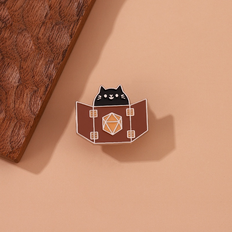 Dungeon Cat Lapel Pin Hewan Lucu Bros Hadiah Untuk Teman Kostum Aksesoris Perhiasan Enamel