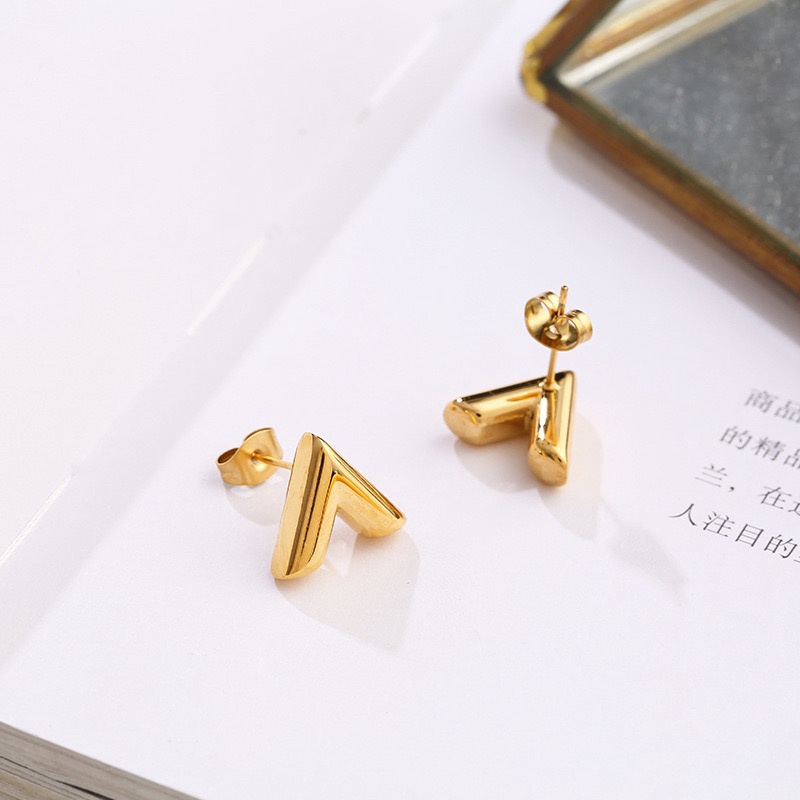 Anting Bentuk V Bahan Stainless Steel Untuk Wanita