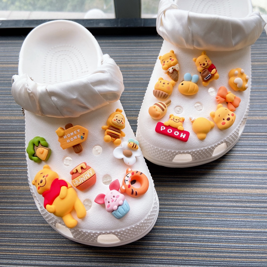 18pcs Winnie the Pooh Cros Jibitz Shoes Charm Sandal Aksesoris Sepatu Hias