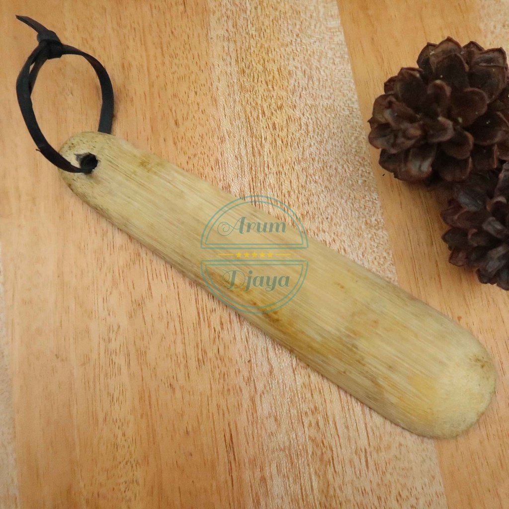Sendok Sepatu Shoe Horn Alat Bantu Pakai Sepatu Selop Sepatu Shoes Spoon Shoehorn Kayu 16cm