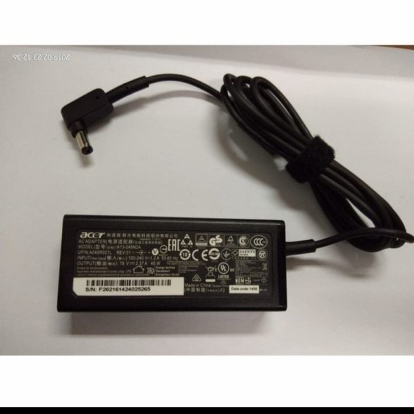 Adaptor Acer Aspire E5-522 E5-721 E5-532 E5-573 19V 2.37A dc 5.5 1.7mm