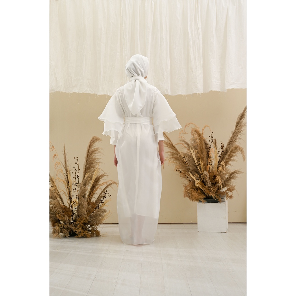 Freesia Hijab Robe - Blooming Collection -KIMONO ROBE PENGANTIN BERHIJAB