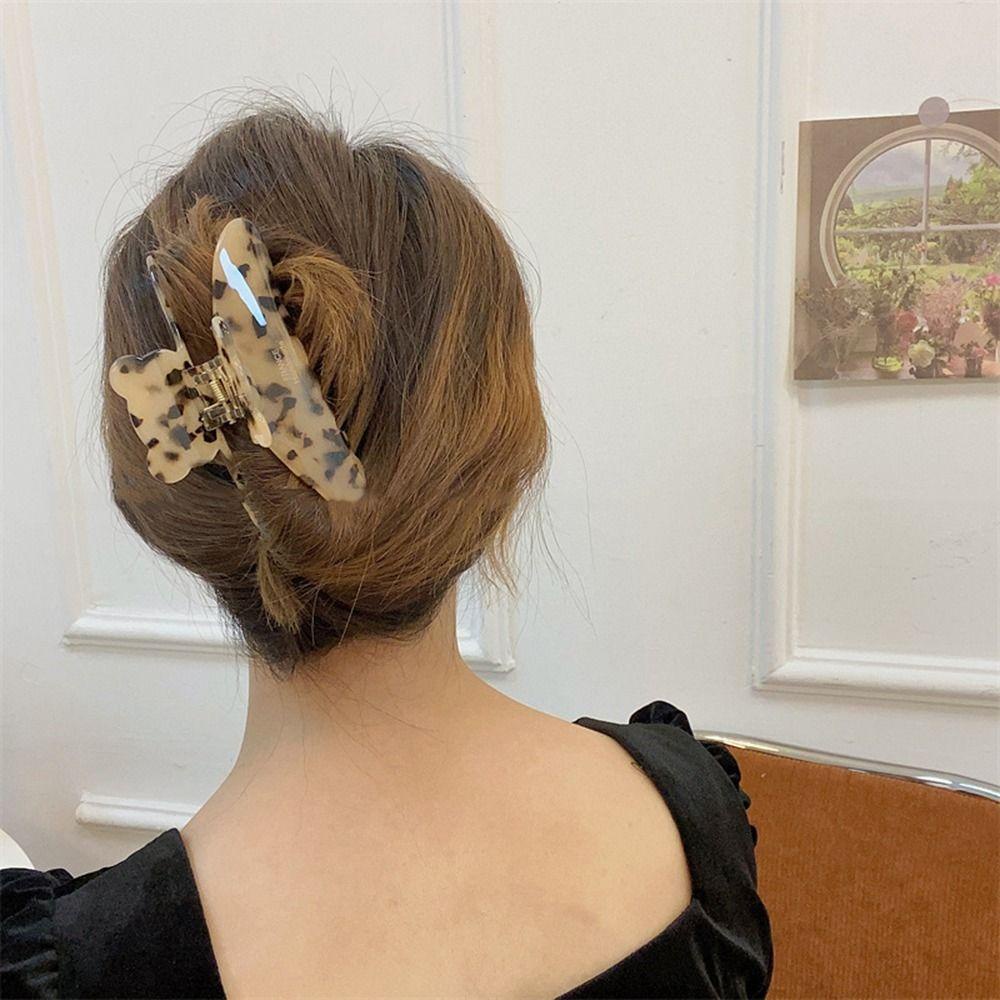 AUGUSTINA Beruang Cakar Rambut Tidak Biasa Mode Retro Untuk Gadis Asam Asetat Hiu Klip Hiasan Kepala Ponytail Holder Temperamen Wanita Klip Rambut