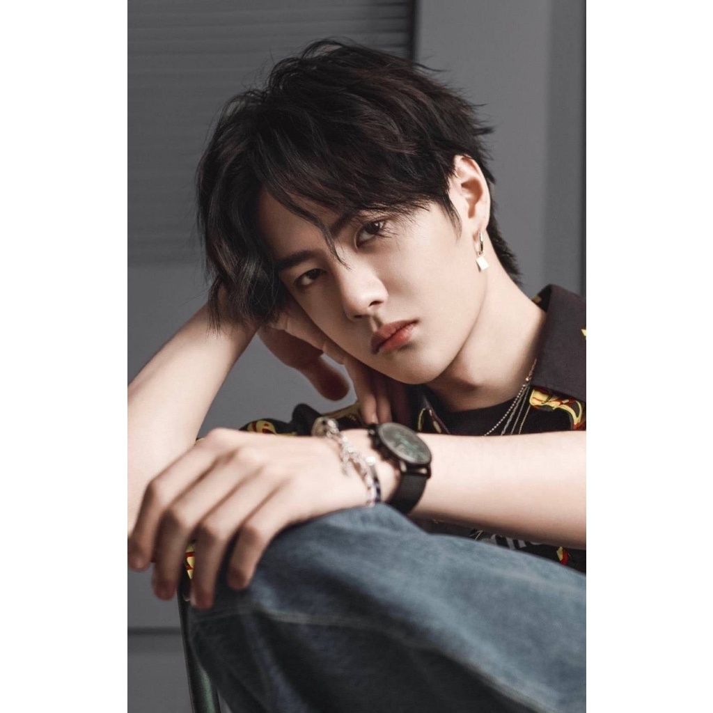 Wang Yibo Anting Gaya Yang Sama Anting Piece Persegi Kecil Sederhana Stainless Steel Anting Tanpa Tindik Peripheral