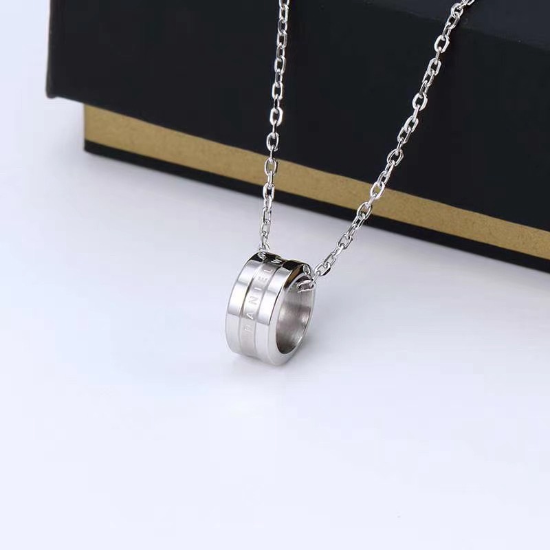 Kalung Dengan Liontin Cincin Kecil | Kalung Rose Gold 18k | Kalung Bahan Stainless Steel | Kalung Bahan Titanium Steel | Hadiah Valentine Ulang Tahun Tahan Air Non Alergi Untuk Unisex