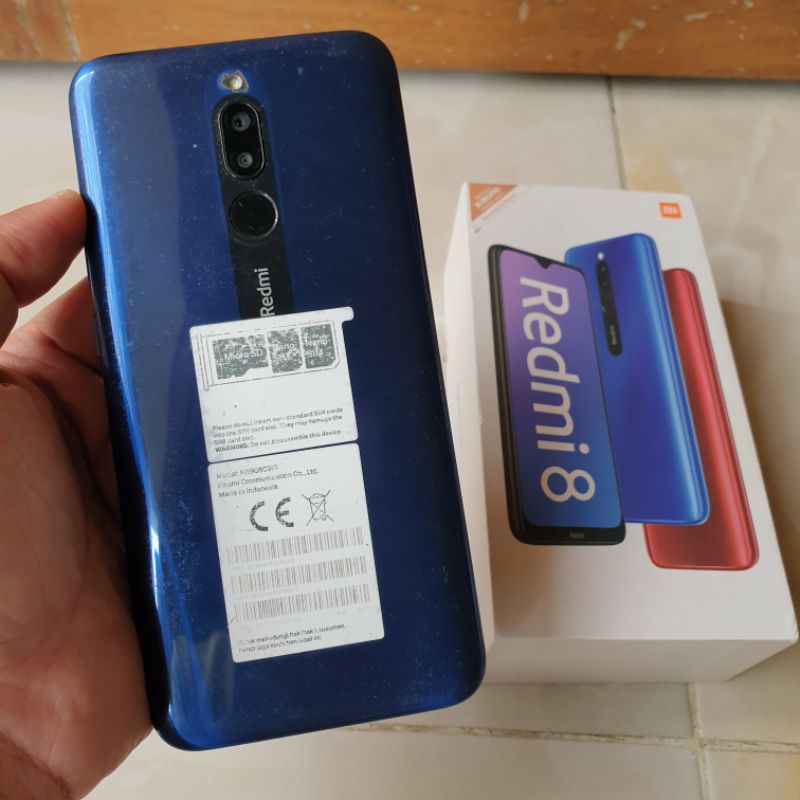 Xiaomi Redmi 8 4/64 ram 4gb rom 64gb mulus dan lengkap