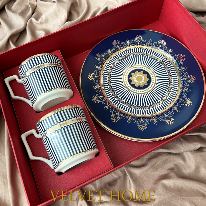 

Set Hampers Piring Dinner Plate Kado Parcel Natal idul Fitri lebaran - Blue