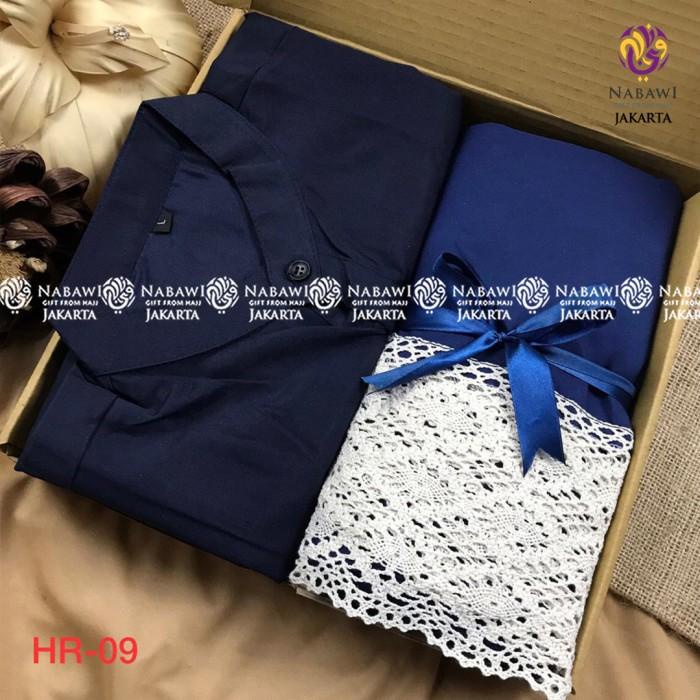

Hampers Gift Box Sweet Couple Kado Cewek Cowok Kado Ulang Tahun Wisuda