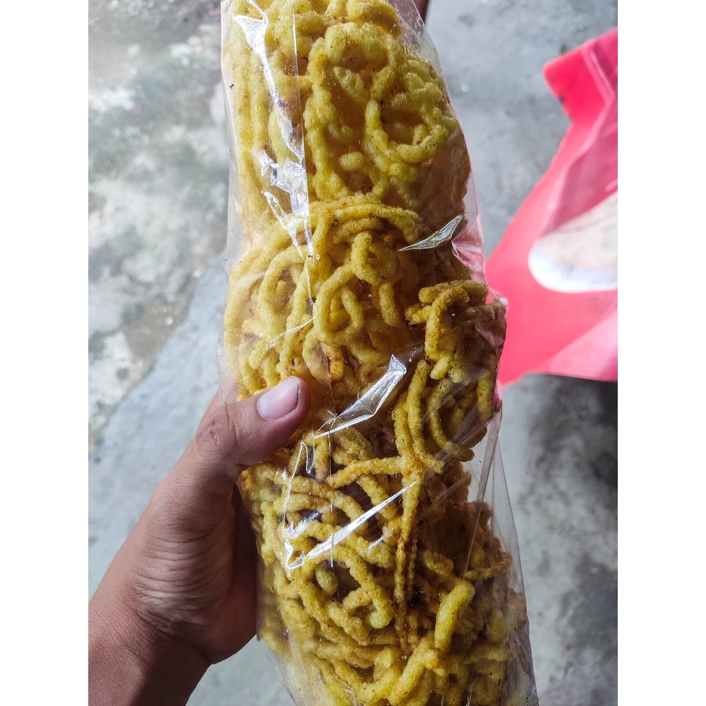 

Krupuk Mi Kuning / Kerupuk Mie Tradisional Daerah / Cemilan Gurih Renyah cocok untuk makanan pelengkap