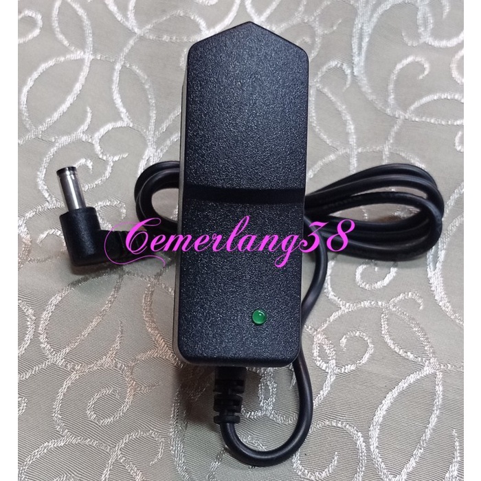 SALE!! 1A 12V BK 12 W Switching Adaptor Charger 12V 1a - BENGKOK