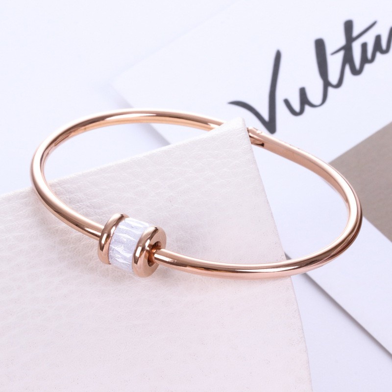 Gelang Tangan Titanium Steel Lapis Rose Gold 18K Hias Batu Kristal Es Gaya Jepang Korea Selatan