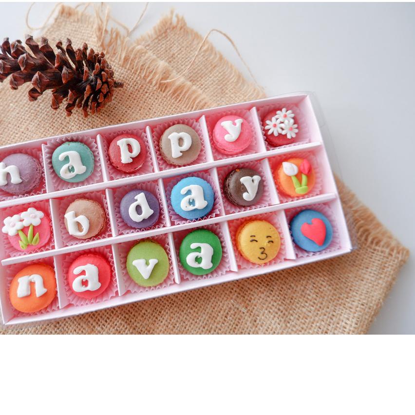 

➼ MACARON GIFT ISI 18 ☀