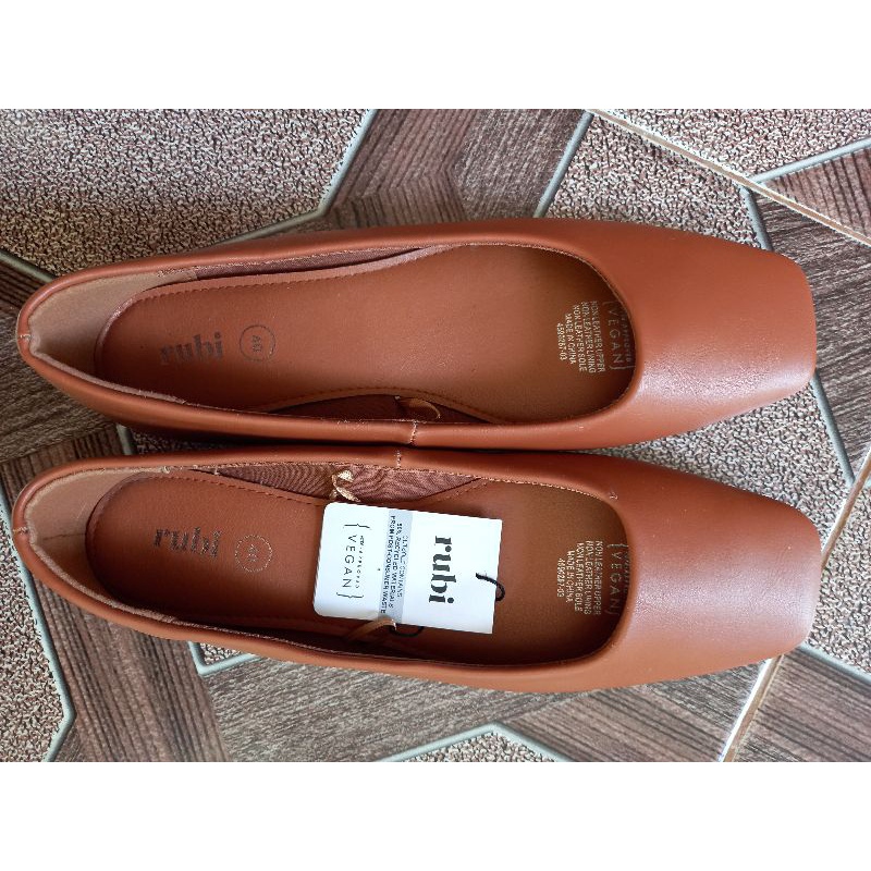 Preloved Flatshoes Rubi