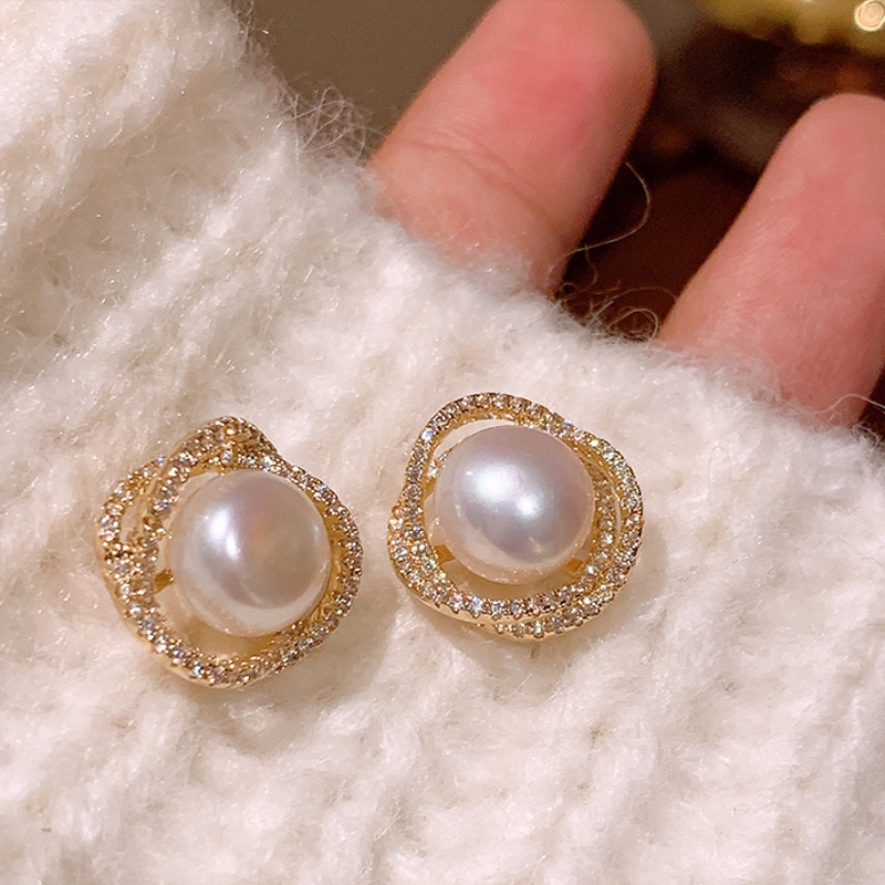 Anting Tusuk Kristal Spiral Fashion Mutiara Emas Untuk Perhiasan Aksesoris Wanita