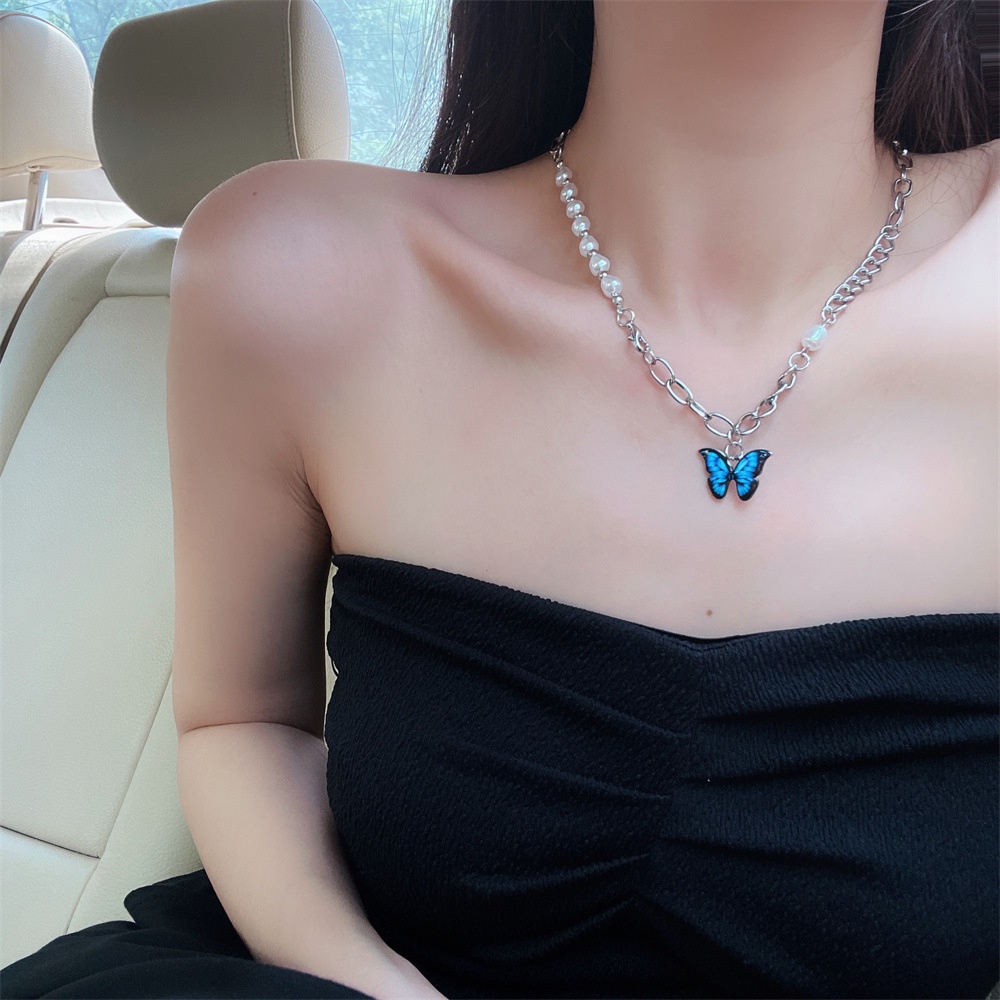 Korea Fashion Mutiara Kupu-Kupu Kalung Perempuan Asimetris Pearl Pendant Necklace Biru Kupu-Kupu Cahaya Mewah Premium Perhiasan Hadiah Pernikahan