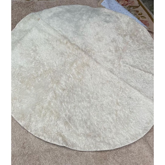 Karpet Bulat Bulu Putih Import