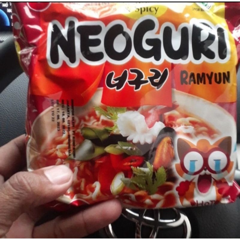 

neoguri ramyun seafood spicy halal