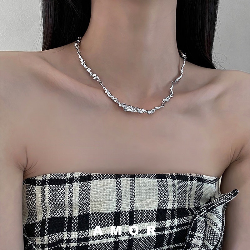 Y2k choker Kalung Perempuan Rantai Klavikula unisex Aksesoris