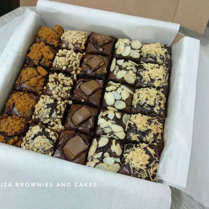 

♠ Brownies Panggang size 20x20 cm / Fudgy brownies sekat 25 slices ❃