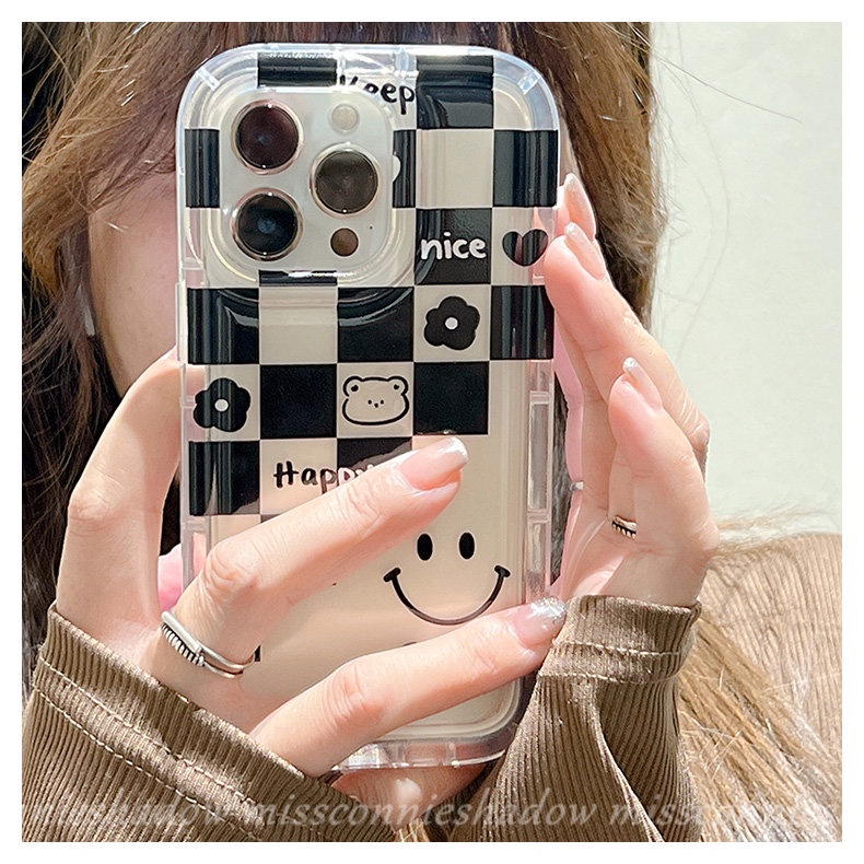 IPHONE Ins Cinta Hati Kotak-Kotak Pasangan Ponsel Case Kompatibel Untuk Iphone11Xr 7Plus 8Plus 11 12 13 14 Pro Max6 6S Plus X XS MAX Happy Lucky Flower Smiley Airbag Shockproof Soft Cover